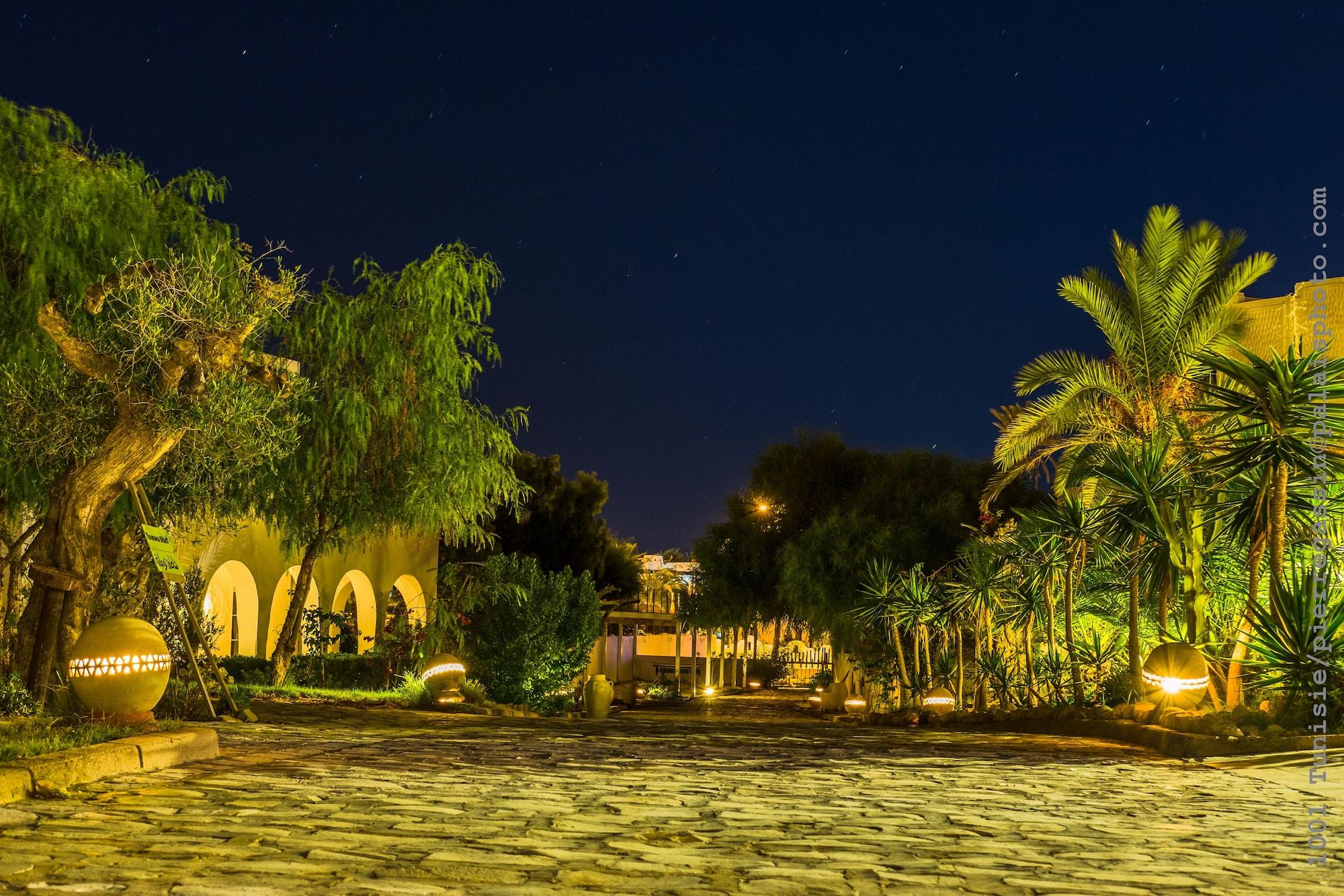 Les Jardins De Toumana Hotell Triffa Exteriör bild
